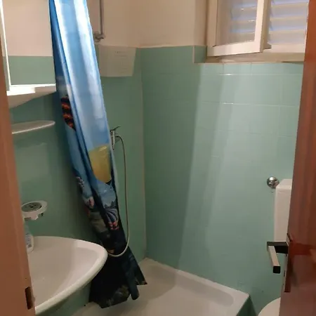 Ivka Apartamento *